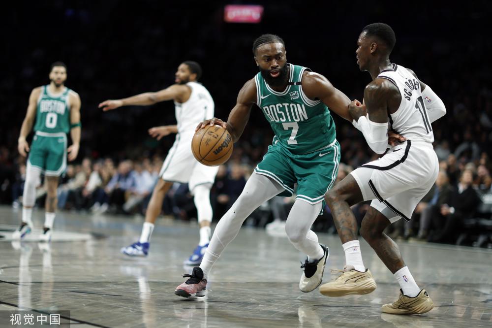 他再次向人 他再次向人