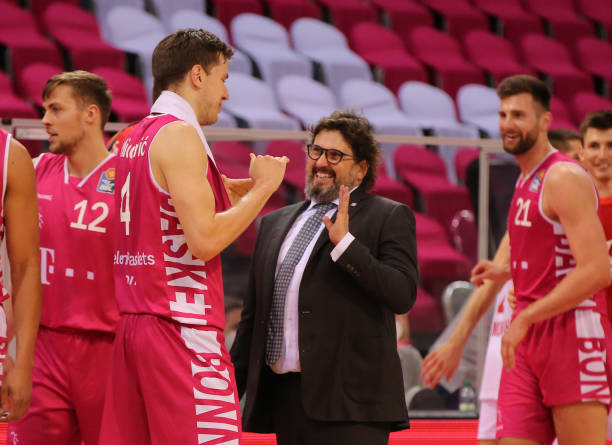 仅展示出他 仅展示出他