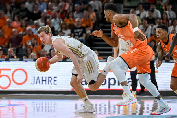 面对不断变 面对不断变